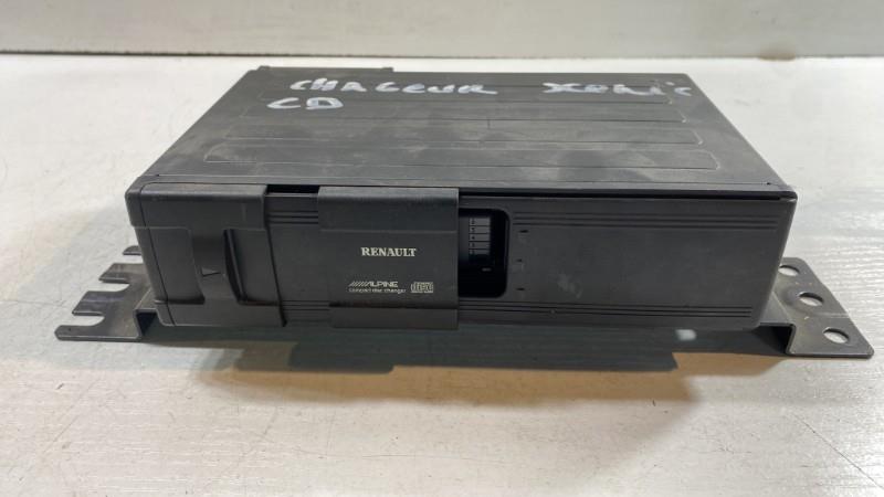 Chargeur CD RENAULT SCENIC 2 PHASE 1 Diesel - 1