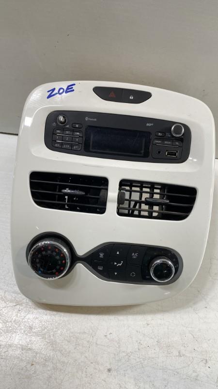 Console central (interieur plastique) RENAULT ZOE 1 Electricité - 1