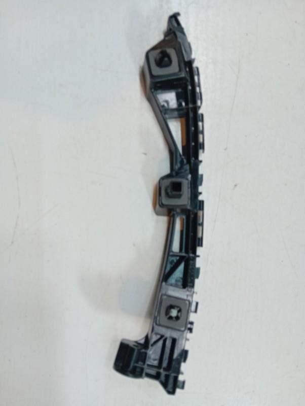 Support de pare chocs arriere SUZUKI SWIFT 5  - 1