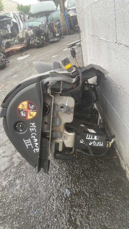 Tableau de bord RENAULT MEGANE 3 PHASE 1 Diesel - 1