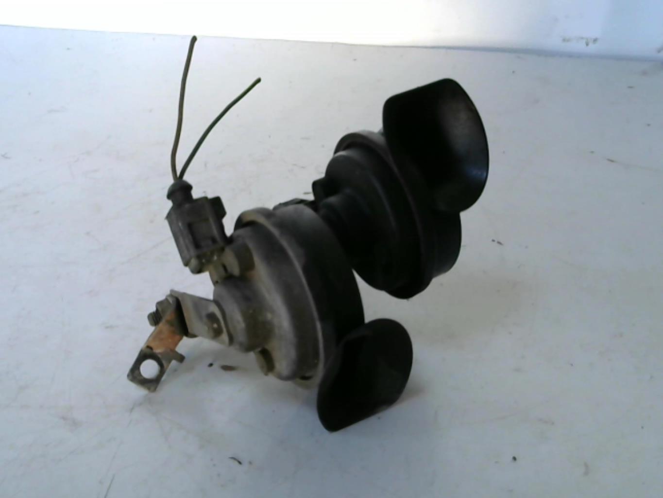 Tromba/Clacson VOLKSWAGEN POLO 4 PHASE 2 Diésel - 1
