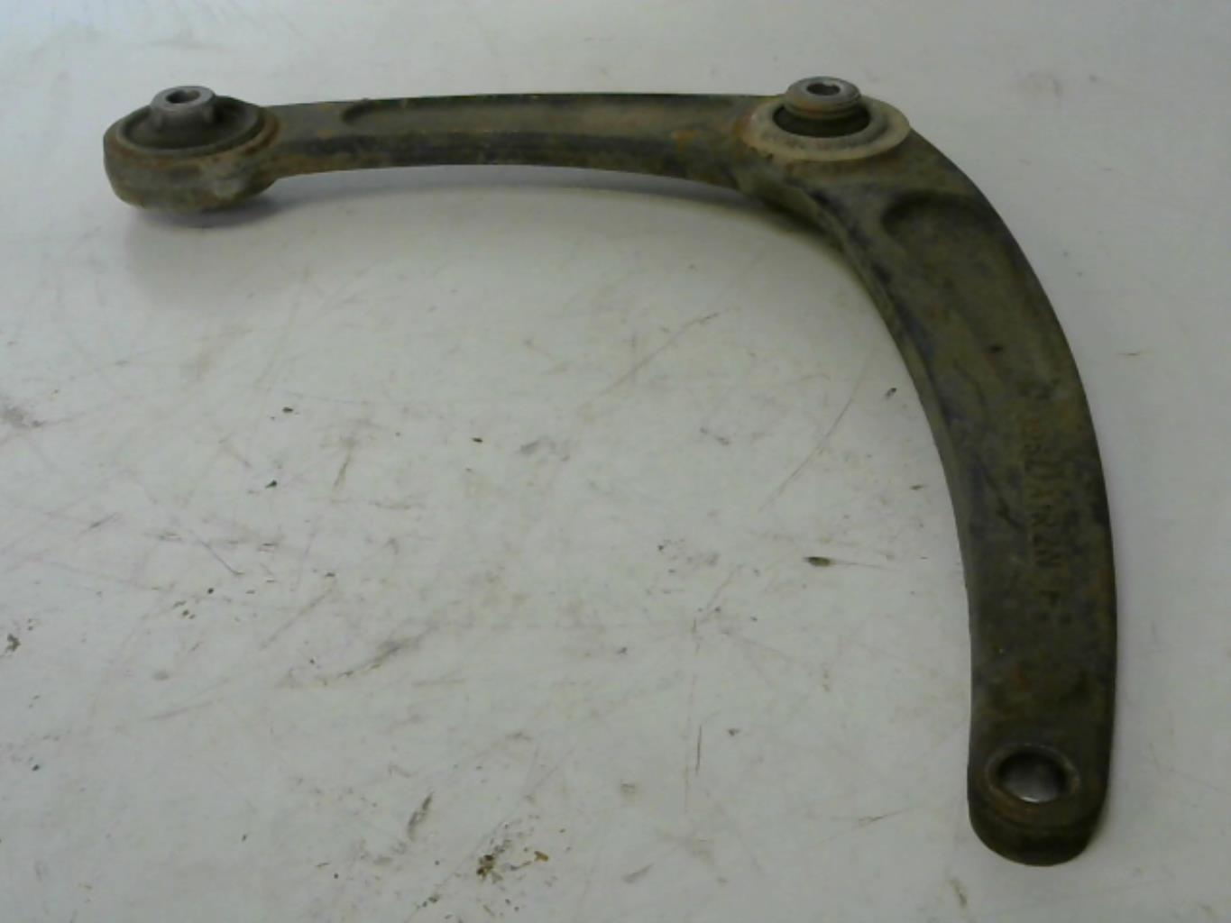 Triangolo anteriore destro PEUGEOT 307 PHASE 2 BREAK Diésel - 1