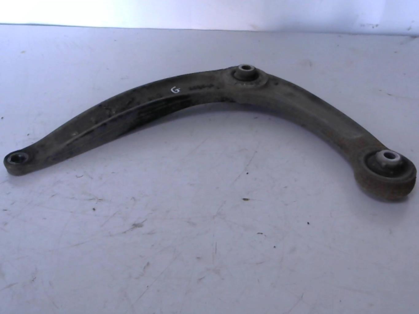 Triangolo anteriore sinistro PEUGEOT 308 1 PHASE 1 Diésel - 1