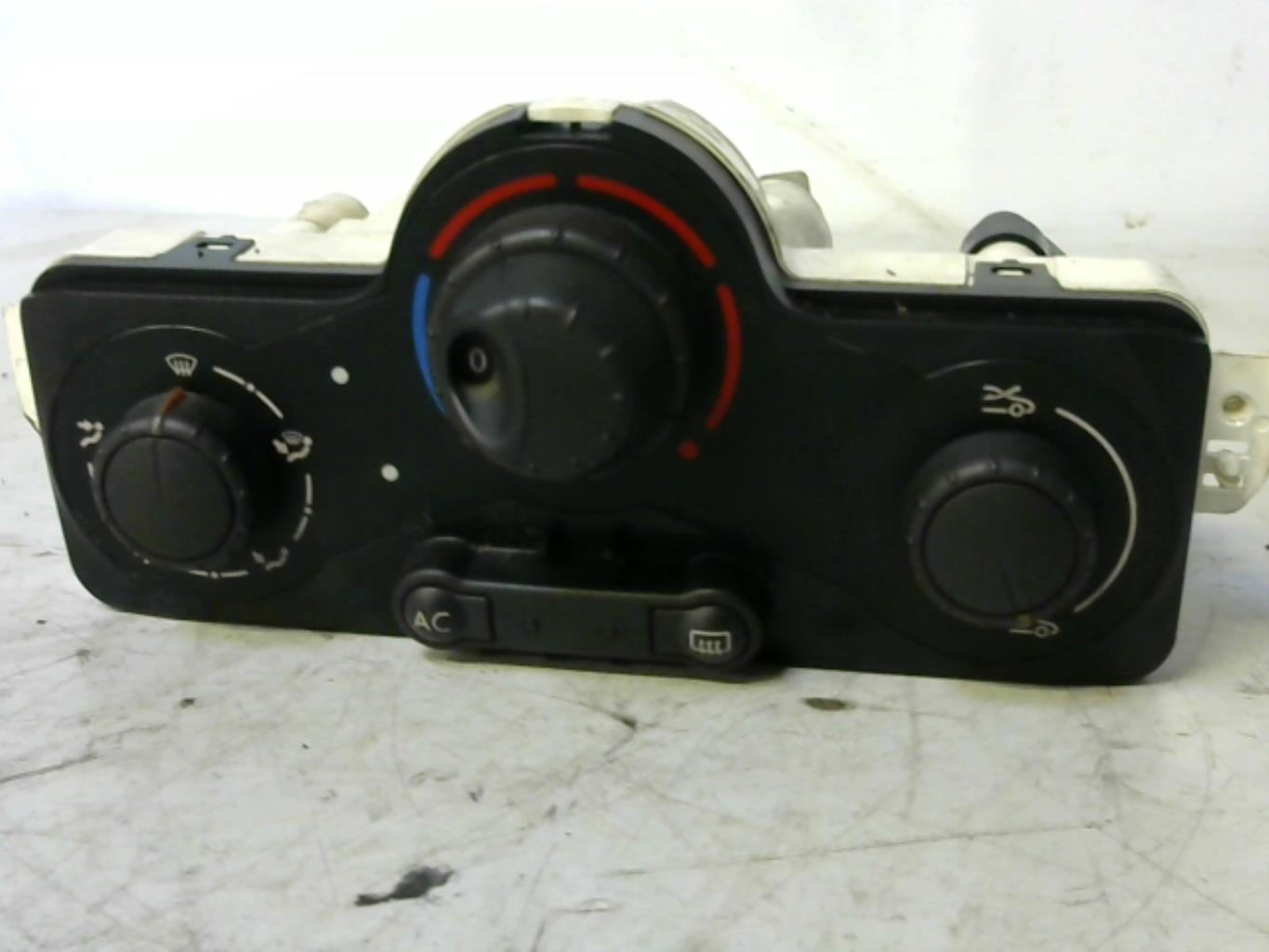 Commande chauffage RENAULT CLIO 3 PHASE 1 Diesel - 1