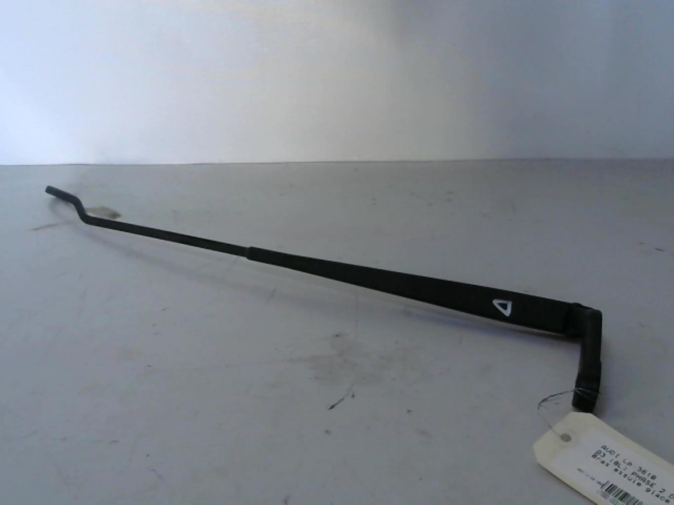 Braccio tergicristallo anteriore destro AUDI A3 1 PHASE 2 Diésel - 1