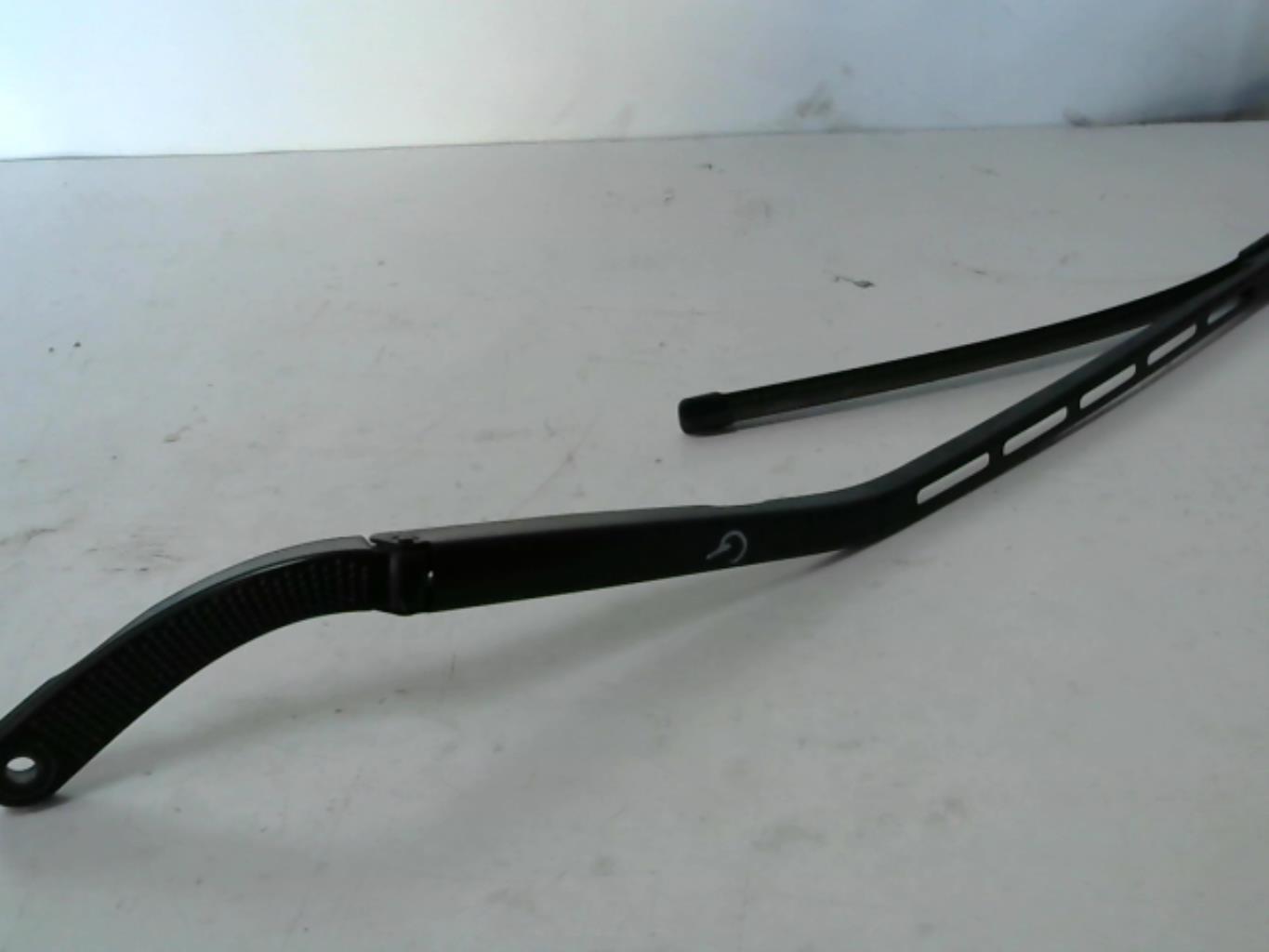 Braccio tergicristallo anteriore sinistro PEUGEOT 307 PHASE 2 Diésel - 1