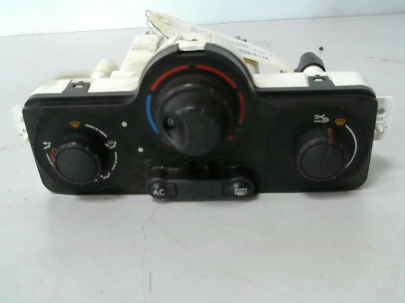 Commande chauffage RENAULT CLIO 3 PHASE 2 Diesel - 1