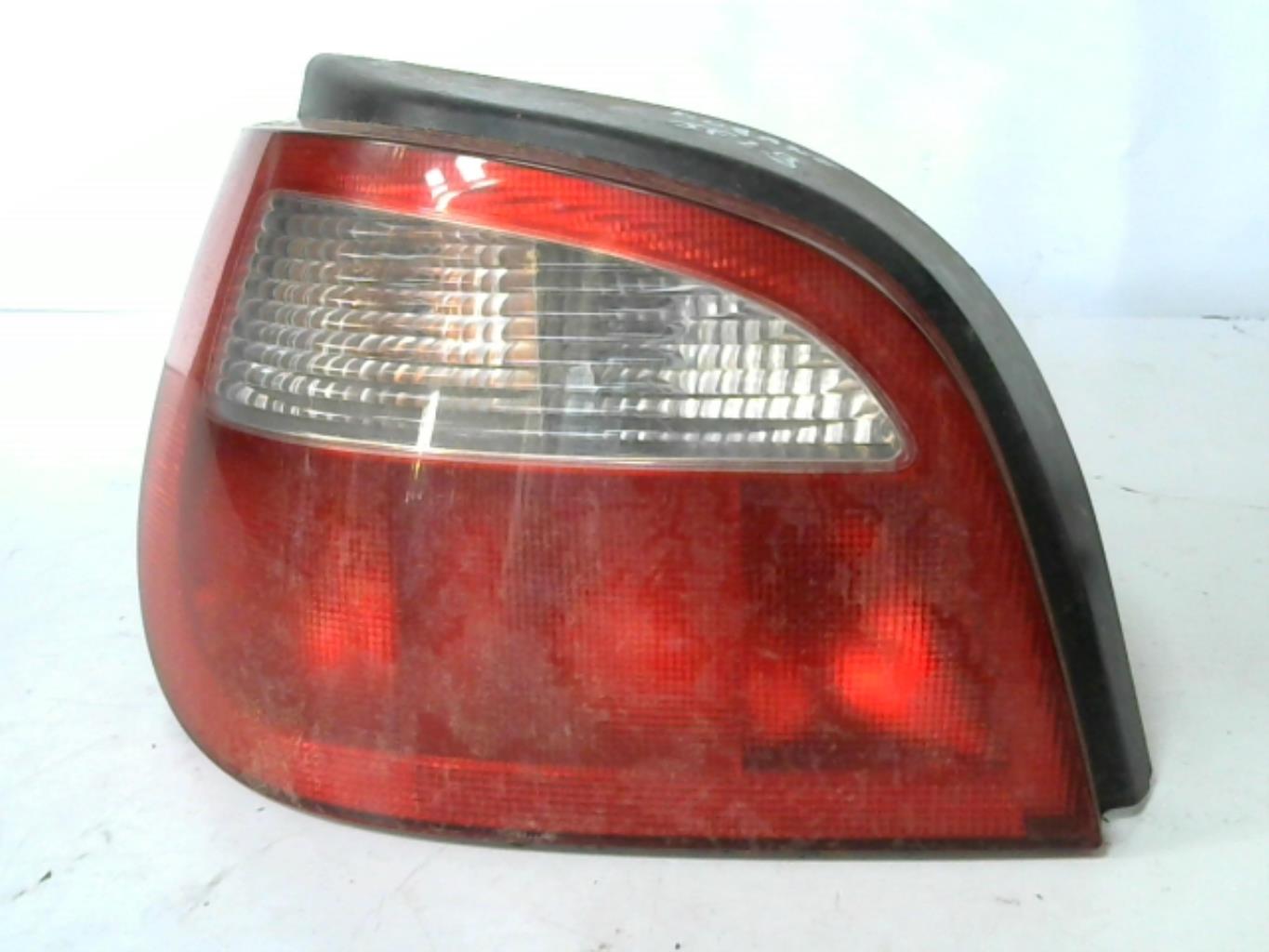 Fanale posteriore principale sinistro (luci) RENAULT MEGANE 1 PHASE 2 Diésel - 1