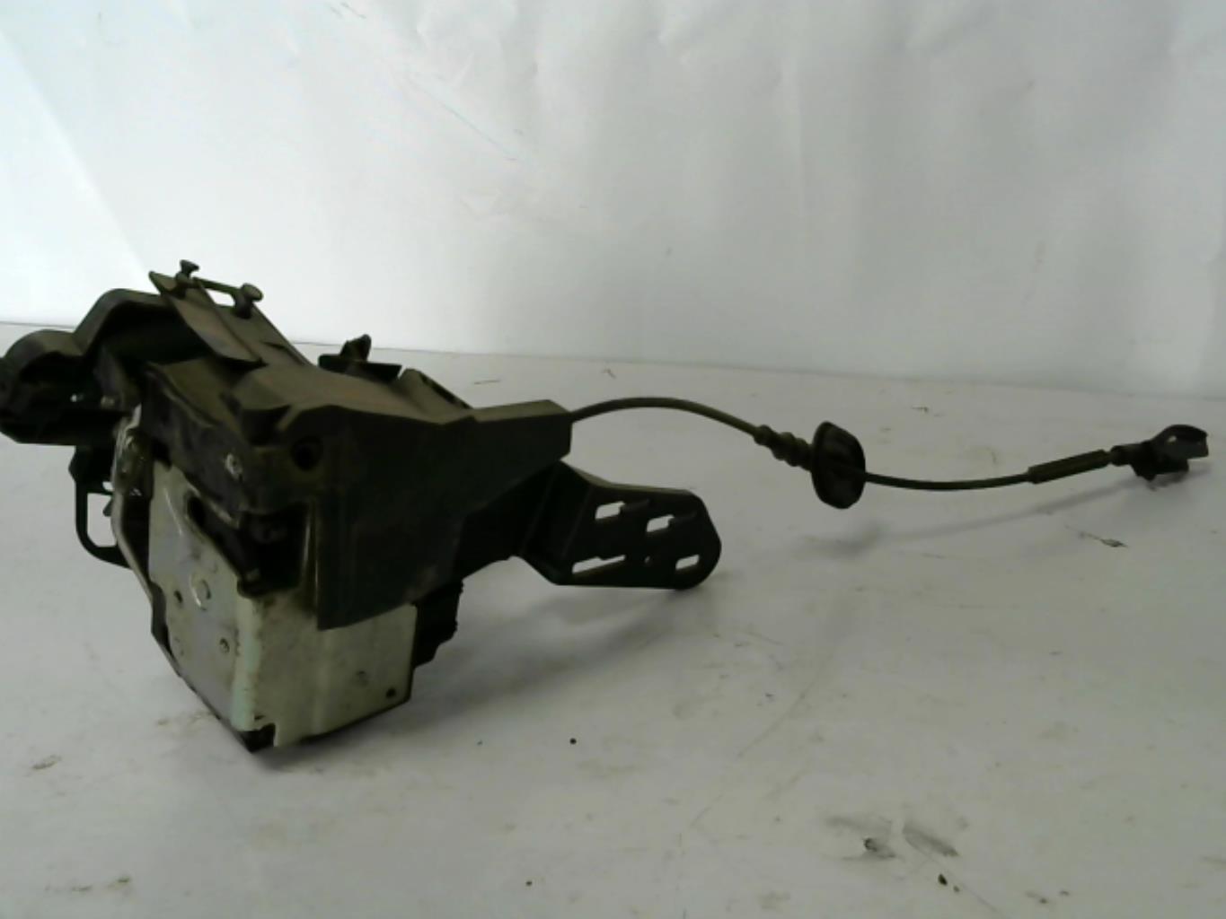 Serratura posteriore sinistra FORD FIESTA 5 PHASE 2 Diésel - 1