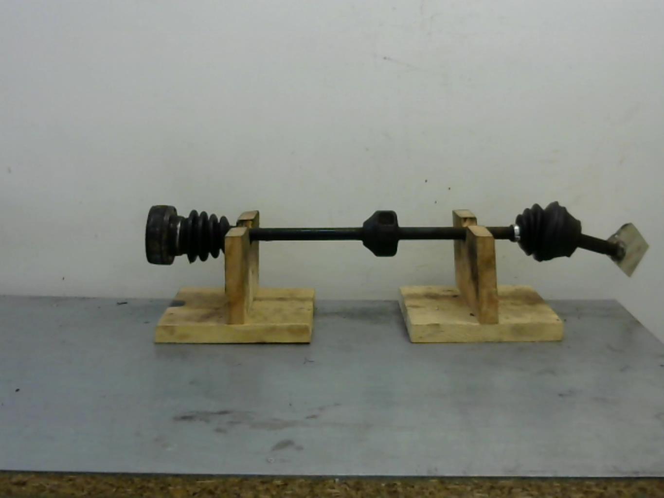 Giunto cardanico albero di trasmissione destro VOLKSWAGEN POLO 2  - 1