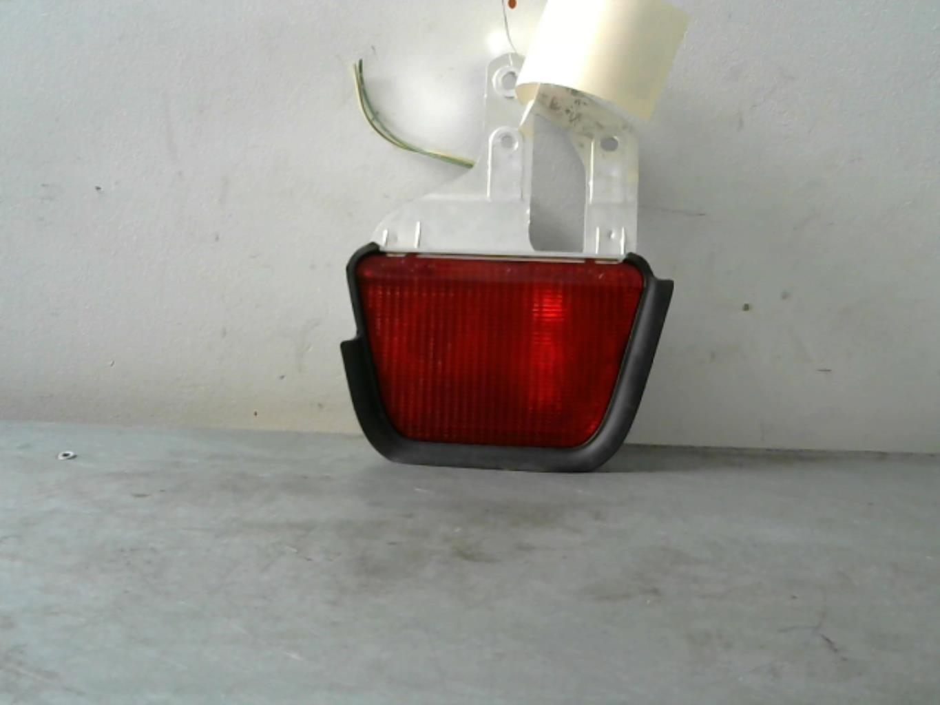 Luce stop centrale TOYOTA AVENSIS 2  - 1