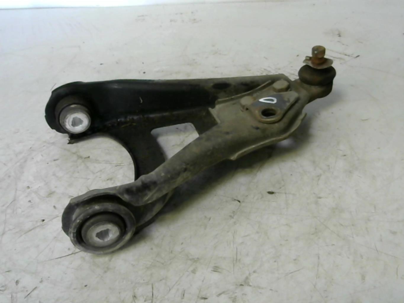 Triangle inferieur avant droit RENAULT CLIO 2 PHASE 2 Essence - 1