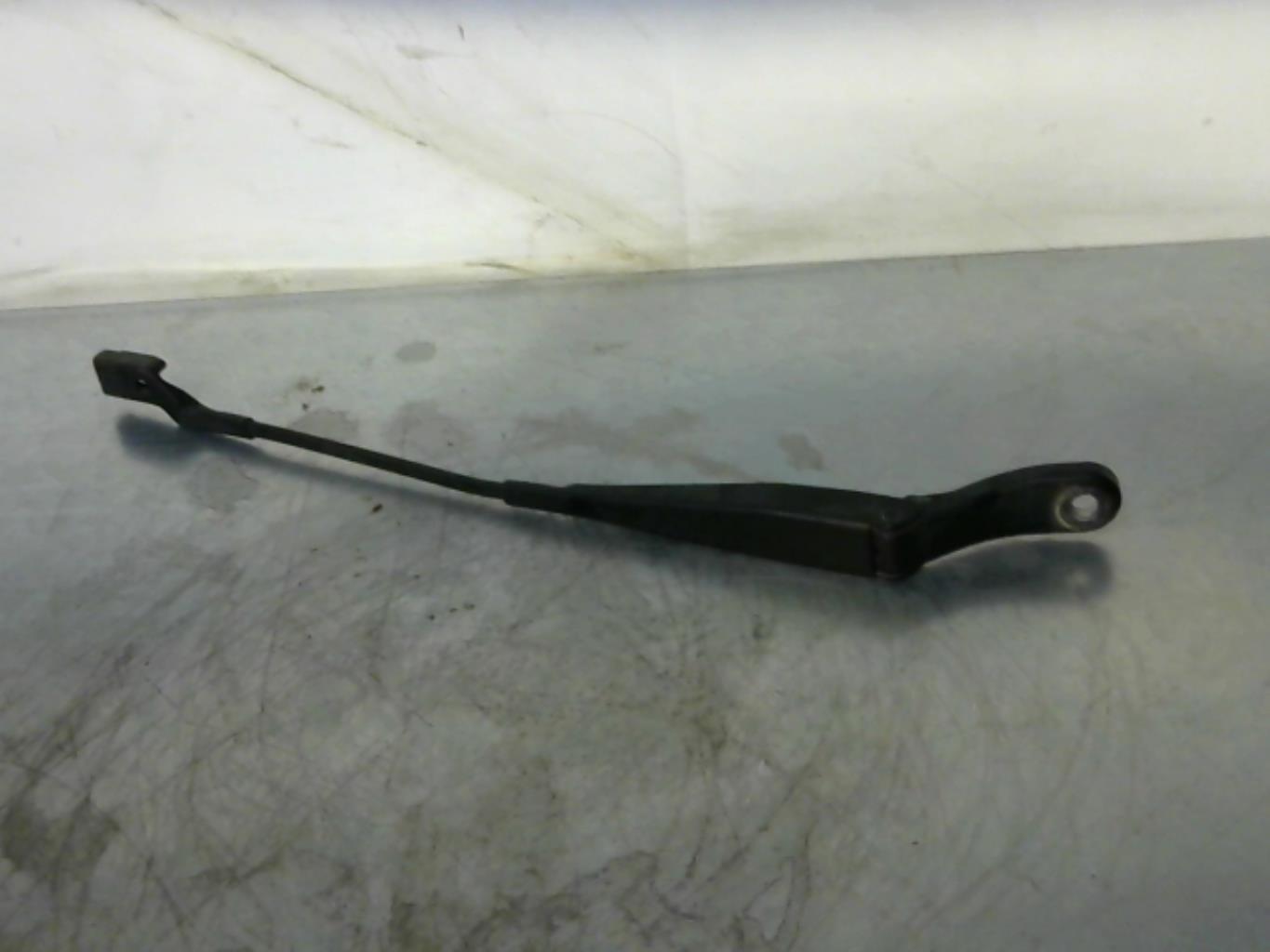 Braccio tergicristallo anteriore sinistro RENAULT TWINGO 2 PHASE 1 Diésel - 1