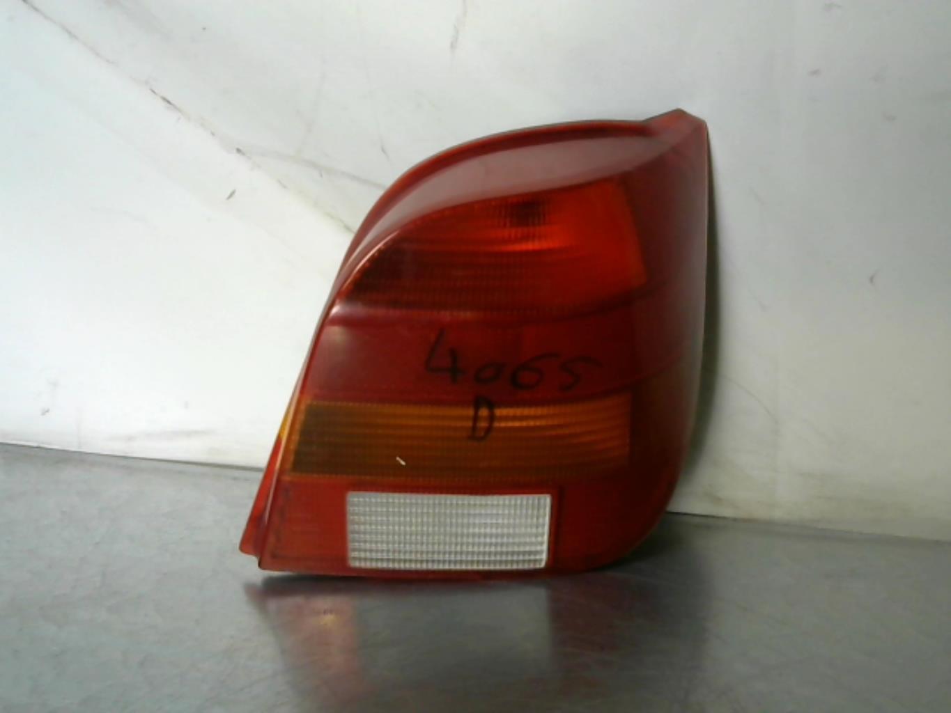 Fanale posteriore principale destro (luci) FORD FIESTA 3 PHASE 1 Gasolina - 1
