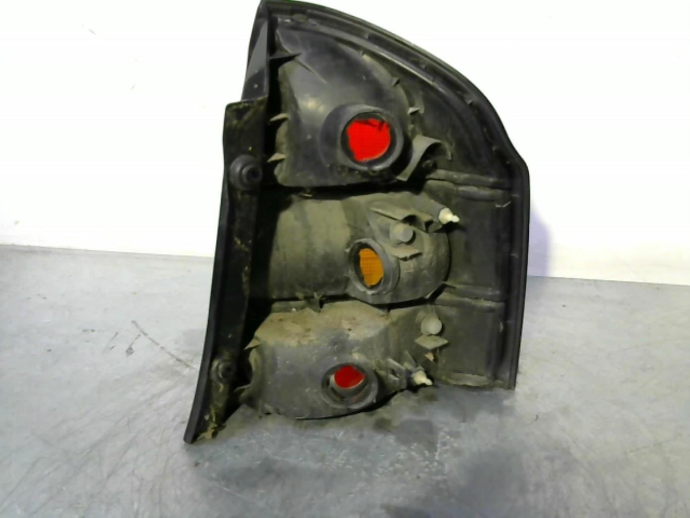 Fanale posteriore principale sinistro (luci) MAZDA 323 6 Diésel - 1