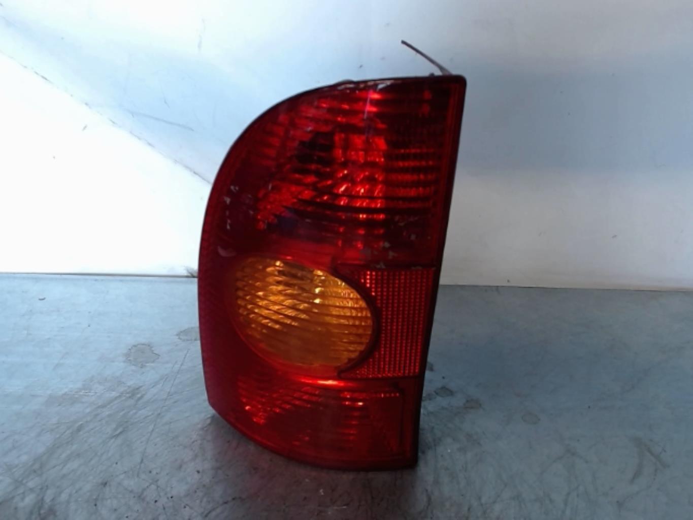 Fanale posteriore principale sinistro (luci) RENAULT MEGANE 1 BREAK Diésel - 1