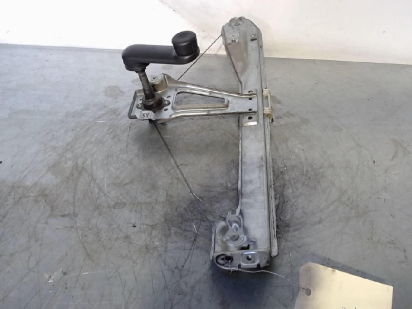 Alzacristalli manuale posteriore sinistro RENAULT CLIO 3 PHASE 2 Diésel - 1