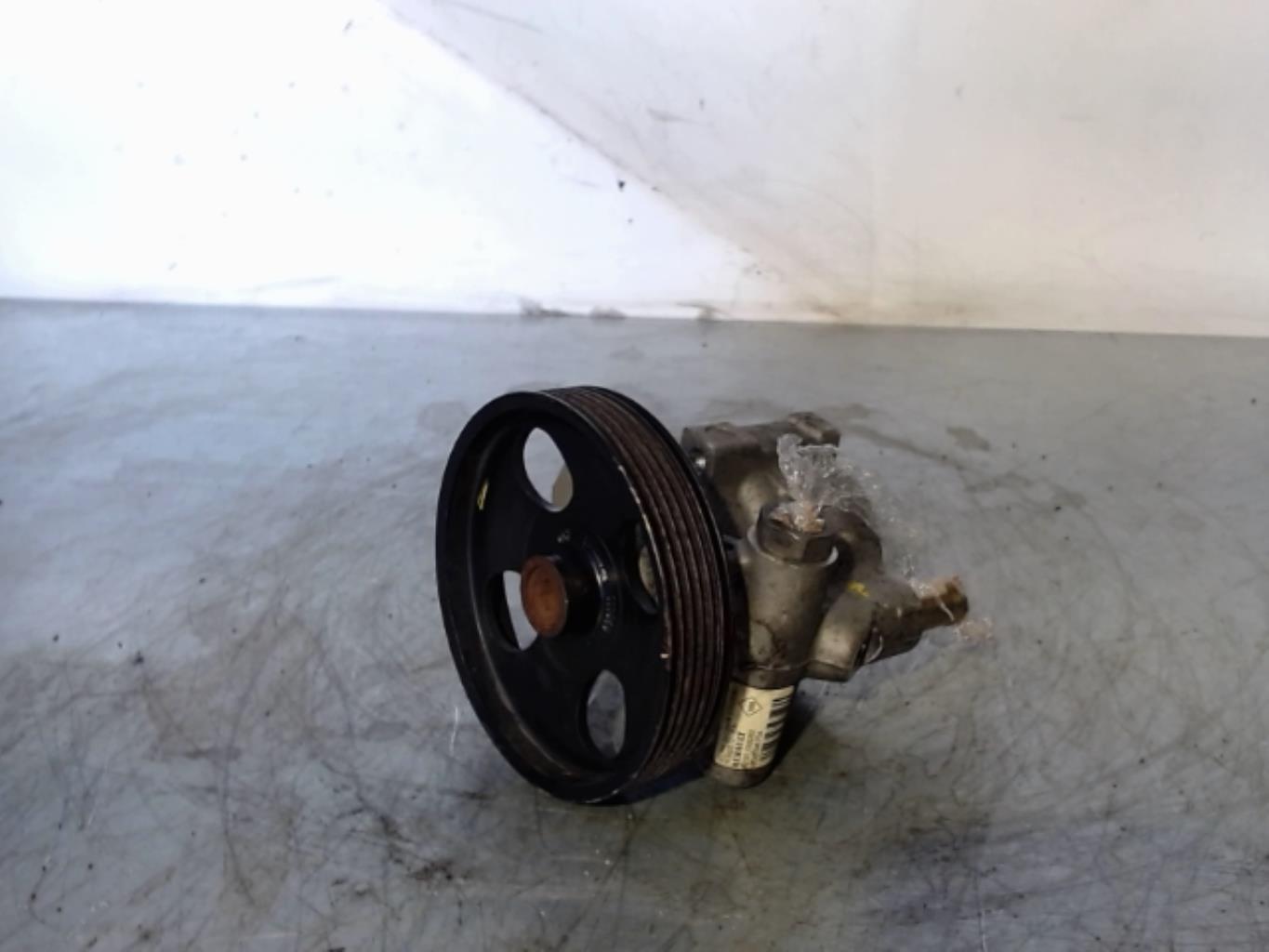 Pompe de direction RENAULT LAGUNA 2 PHASE 1 BREAK Diesel - 1