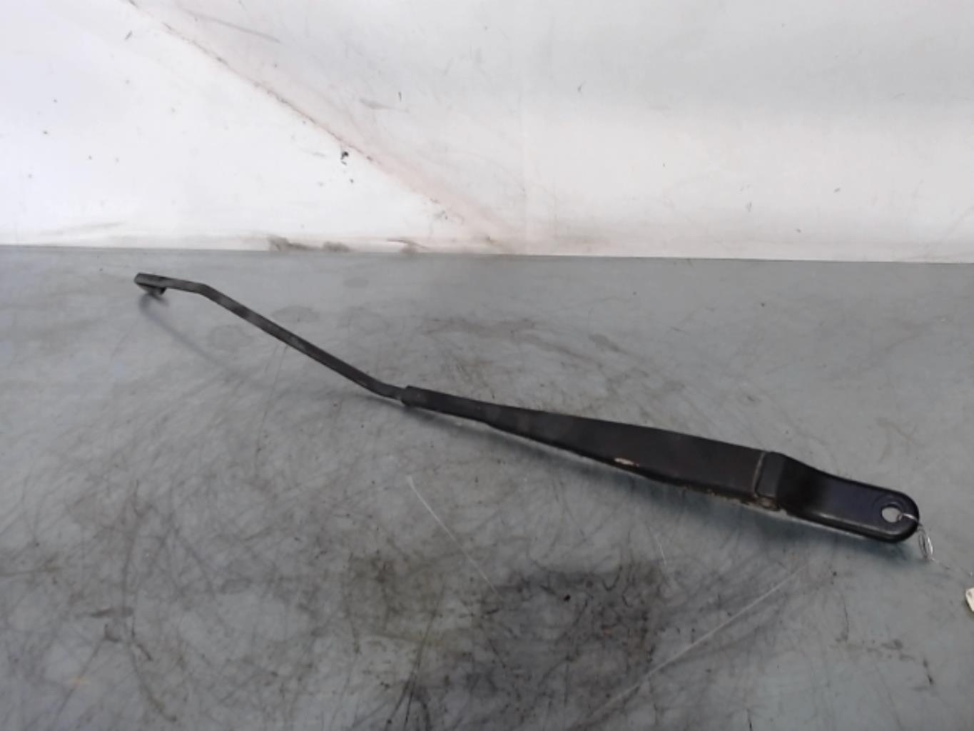 Braccio tergicristallo anteriore destro PEUGEOT 406 PHASE 2 Diésel - 1