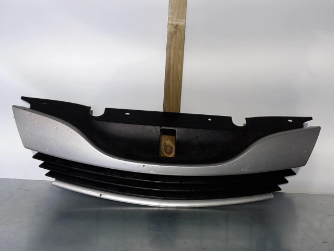 Calandre RENAULT LAGUNA 2 PHASE 1 Diesel - 1
