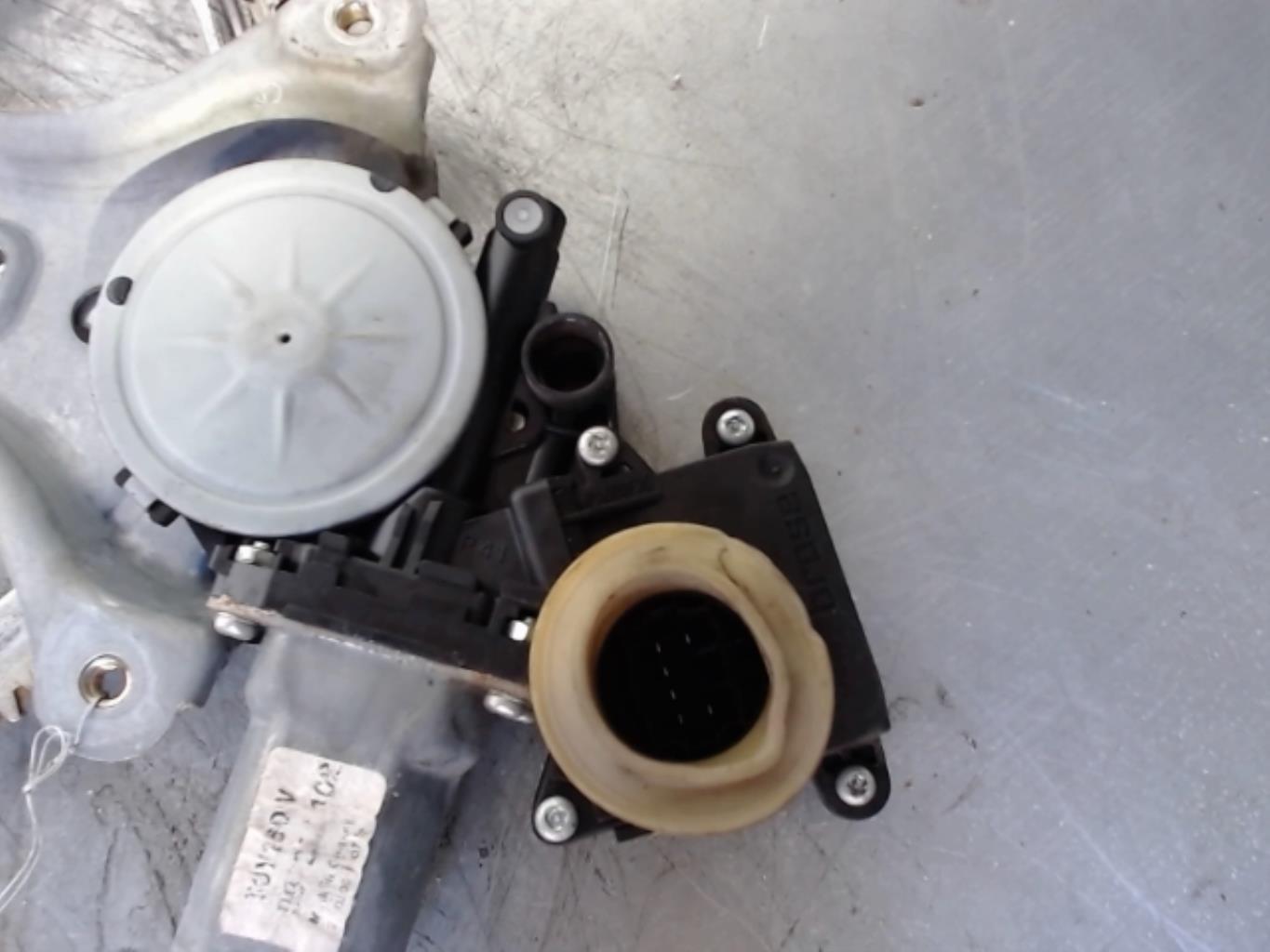 Alzacristalli elettrico posteriore destro TOYOTA COROLLA VERSO 2 PHASE 2 Diésel - 1
