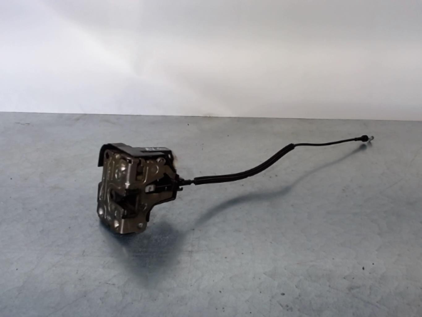 Serrure avant gauche RENAULT CLIO 2 PHASE 2 Diesel - 1