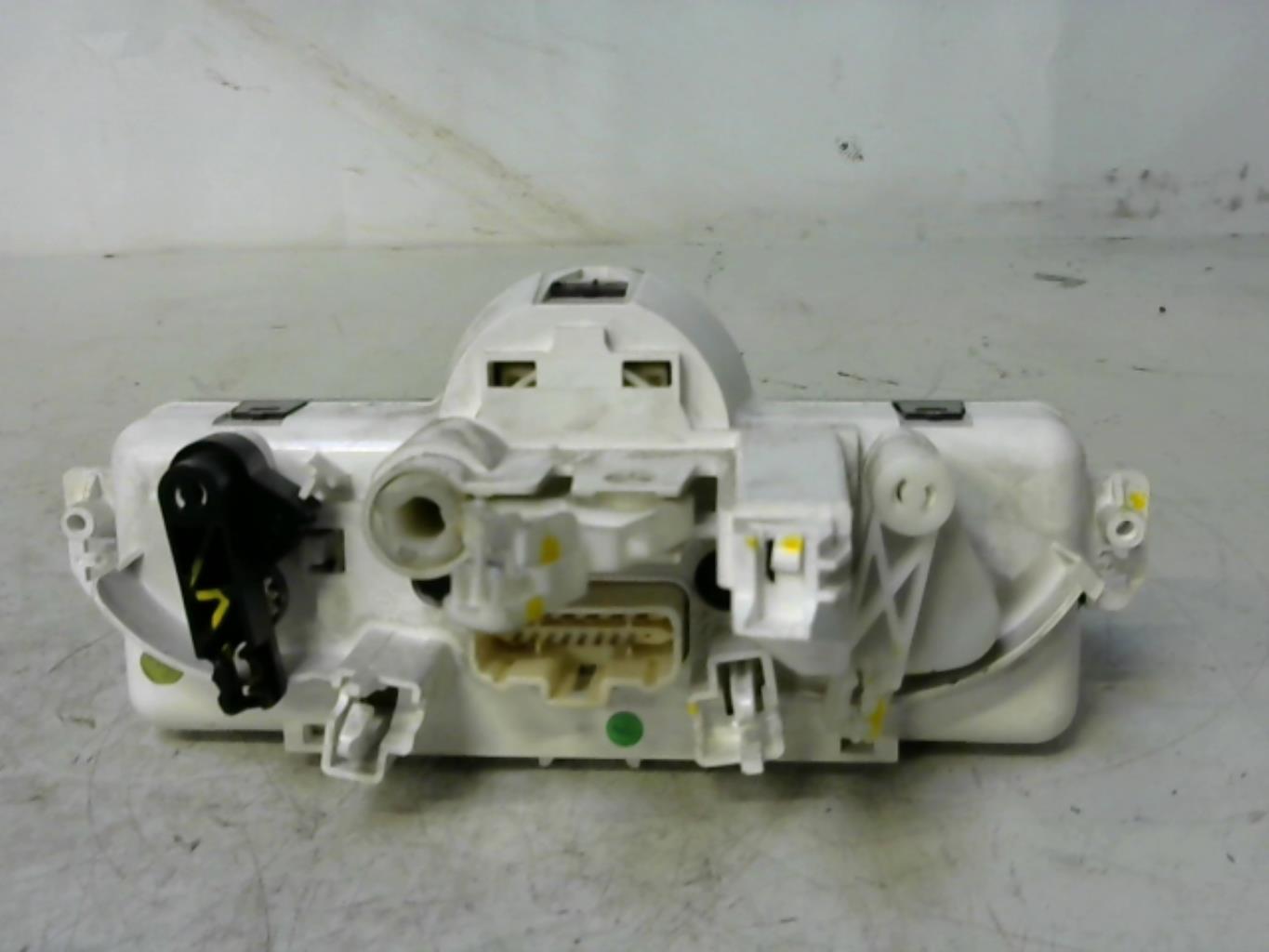 Commande chauffage RENAULT CLIO 3 PHASE 2 Diesel - 1