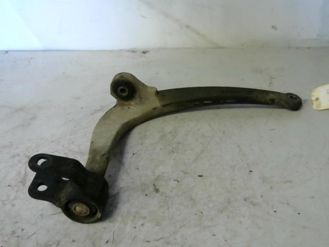Triangolo inferiore anteriore sinistro CITROEN XANTIA PHASE 1 Gasolina - 1