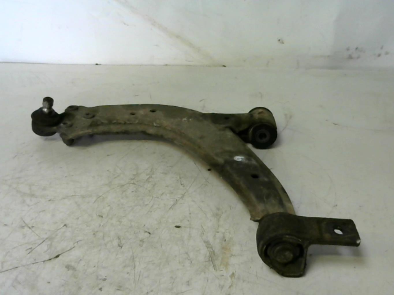 Triangolo inferiore anteriore sinistro CITROEN ZX PHASE 1 Diésel - 1