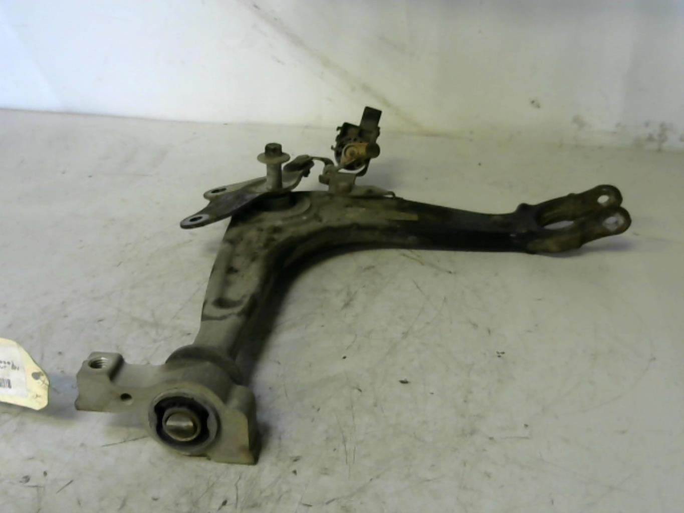 Triangolo inferiore anteriore destro PEUGEOT 407 COUPE Diésel - 1