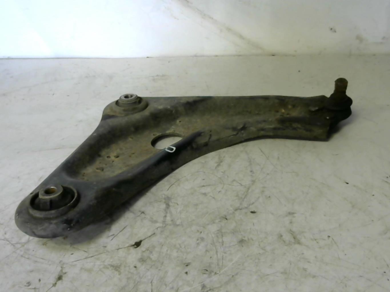 Triangolo inferiore anteriore destro CITROEN C3 PICASSO PHASE 1 Diésel - 1