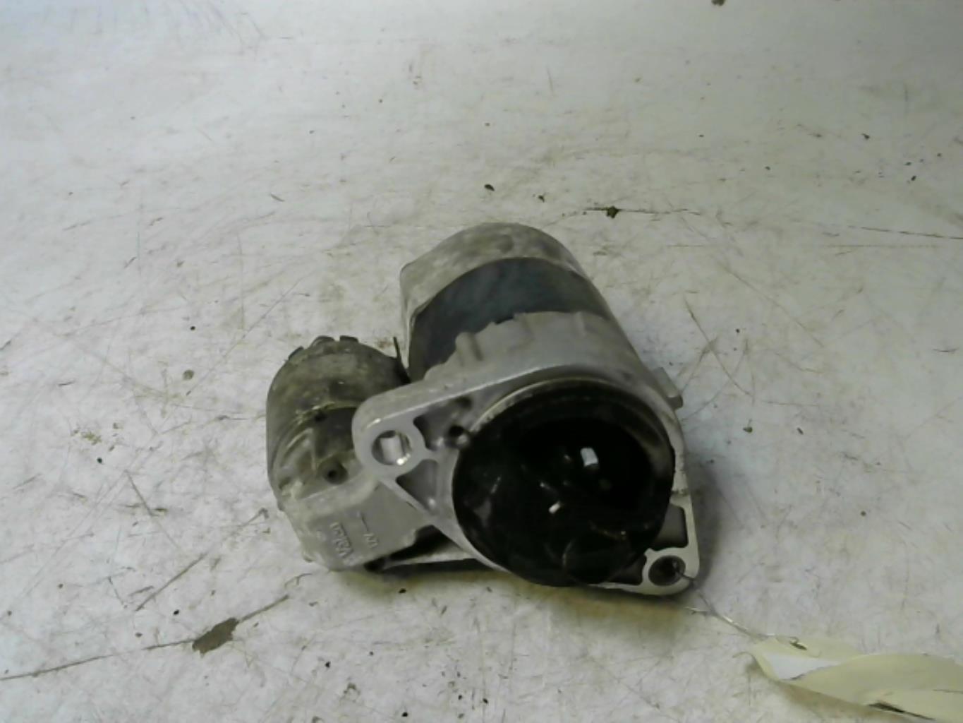 Demarreur NISSAN MICRA 3 PHASE 1 Essence - 1