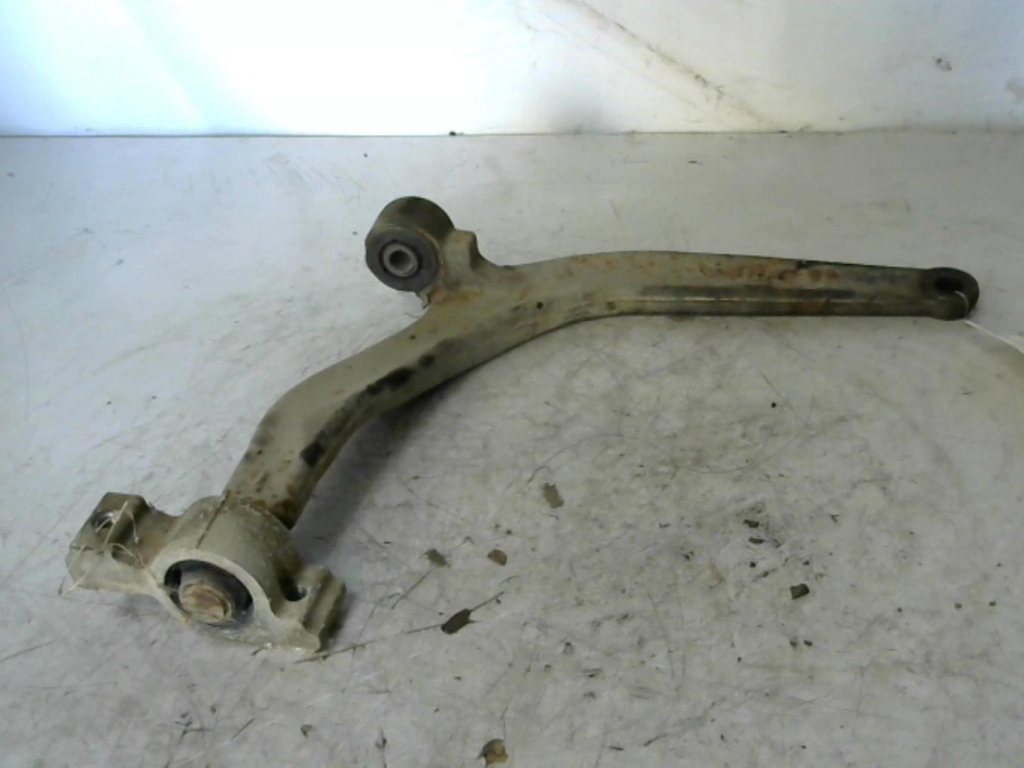 Triangolo inferiore anteriore destro PEUGEOT 406 PHASE 2 Diésel - 1