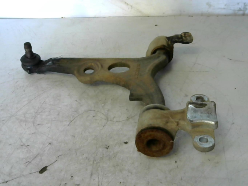 Triangolo inferiore anteriore sinistro PEUGEOT EXPERT PHASE 1 FOURGON Diésel - 1