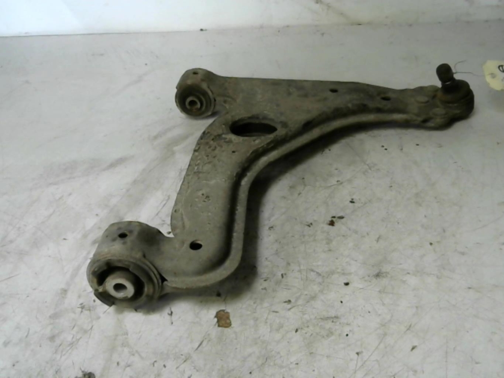 Triangolo inferiore anteriore destro OPEL ZAFIRA A Diésel - 1