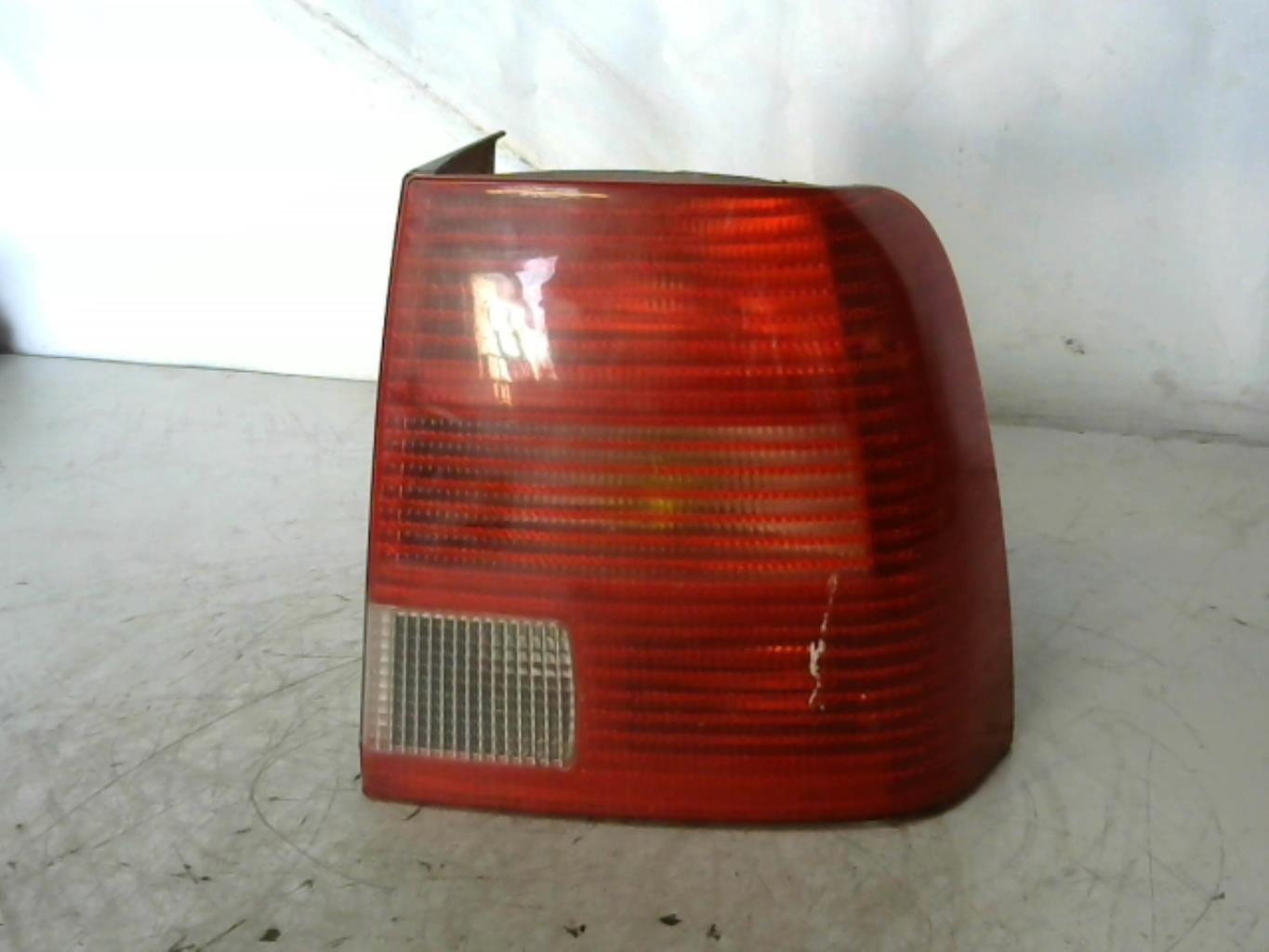 Fanale posteriore principale destro (luci) VOLKSWAGEN PASSAT 4 PHASE 1 Diésel - 1