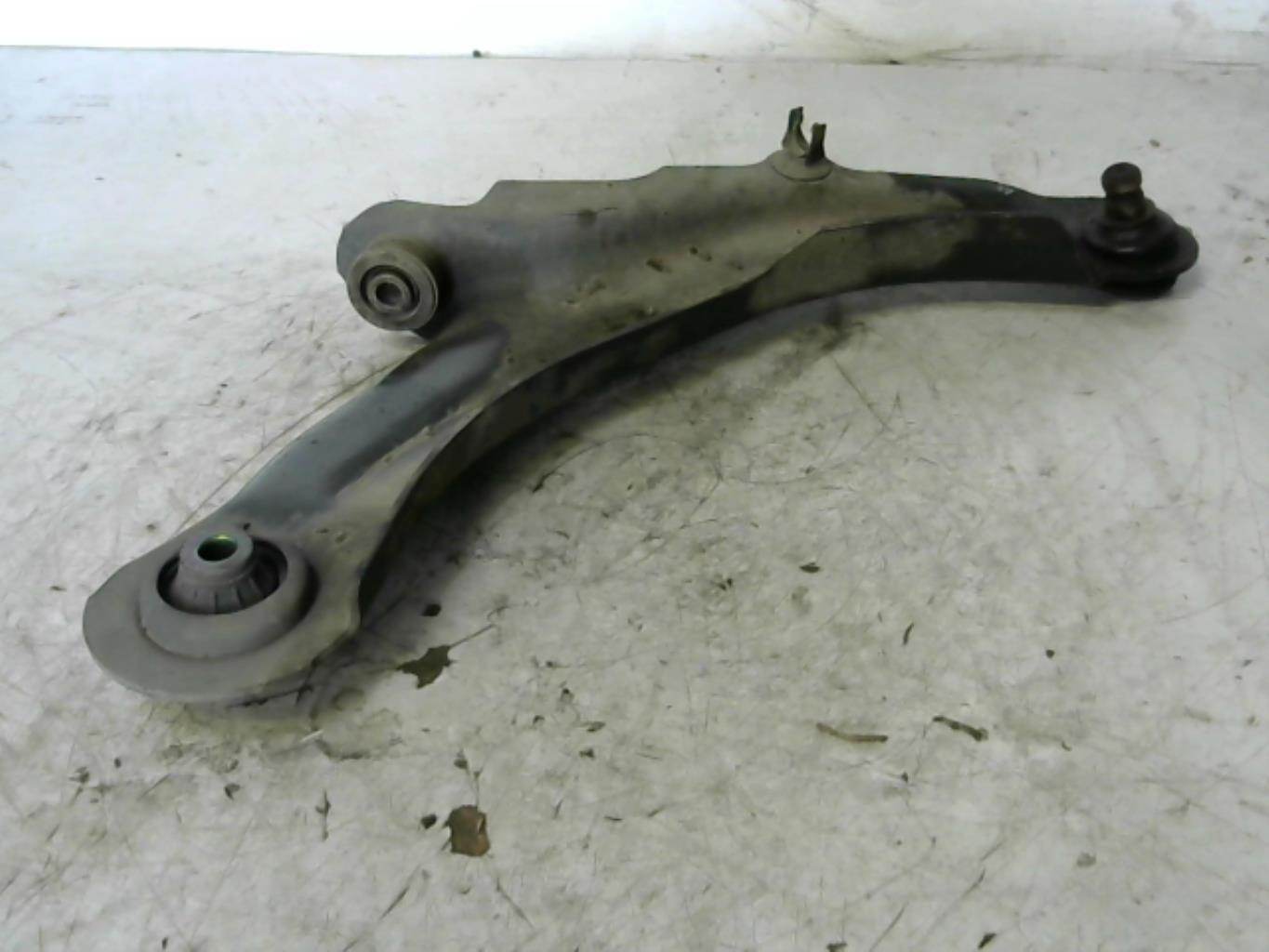 Triangolo inferiore anteriore destro RENAULT SCENIC 2 PHASE 1 Diésel - 1