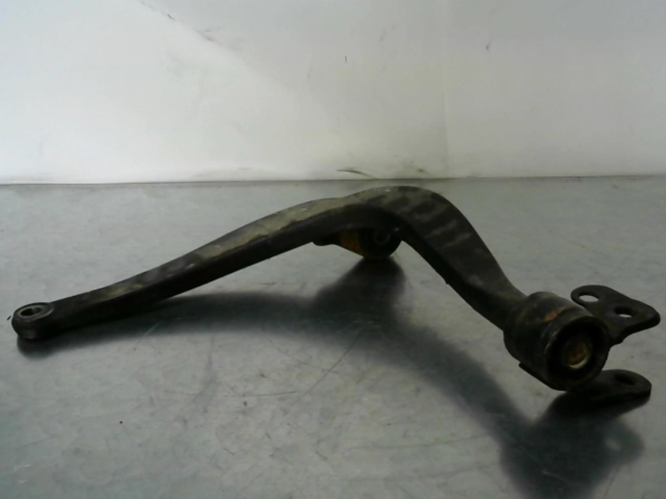 Triangolo inferiore anteriore sinistro CITROEN XANTIA PHASE 2 Diésel - 1
