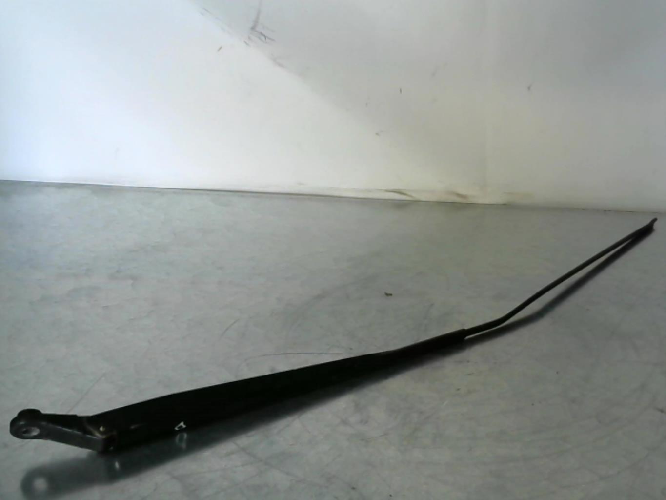 Braccio tergicristallo anteriore destro RENAULT CLIO 3 PHASE 2 Diésel - 1