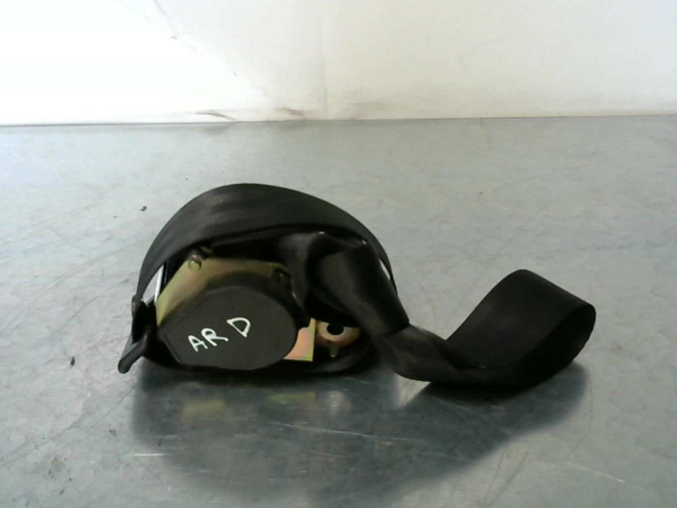 Cintura di sicurezza posteriore destra CITROEN C4 1 PHASE 1 Diésel - 1