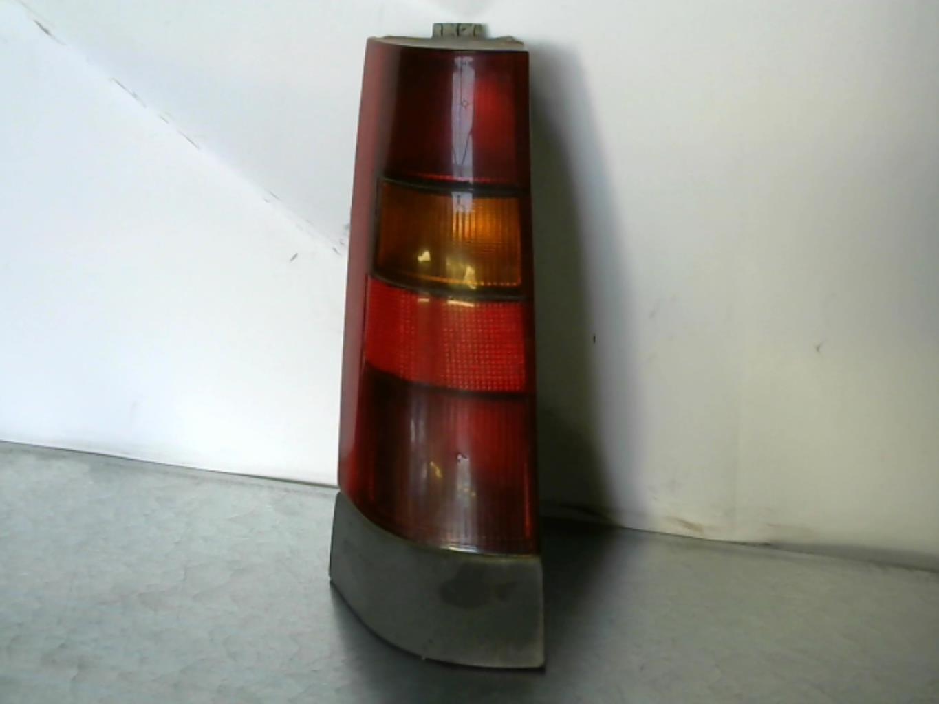 Fanale posteriore principale sinistro (luci) RENAULT SUPER 5 Diésel - 1