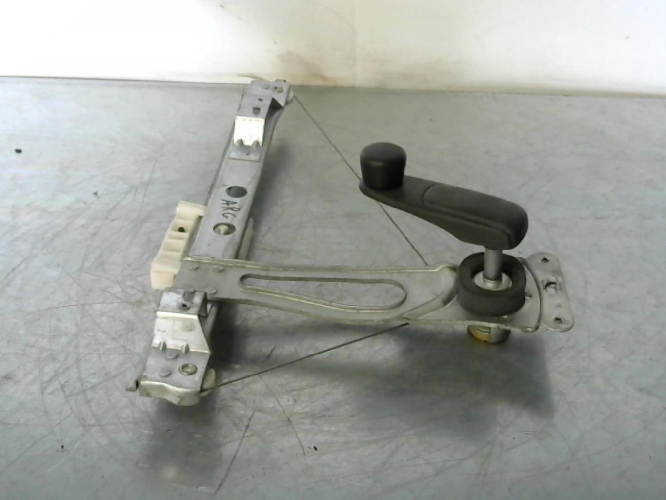 Alzacristalli manuale posteriore sinistro CITROEN C3 1 PHASE 1 Gasolina - 1