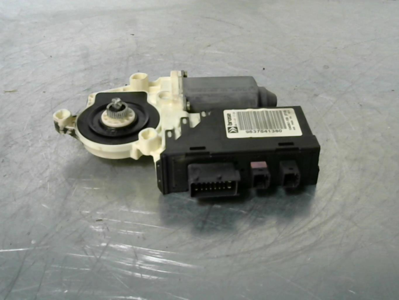 Motore alzacristalli anteriore destro CITROEN C5 1 PHASE 1 Diésel - 1