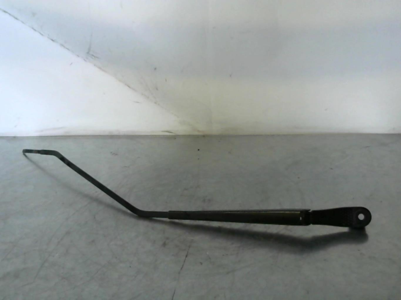 Braccio tergicristallo anteriore destro RENAULT SCENIC 3 PHASE 1 Diésel - 1