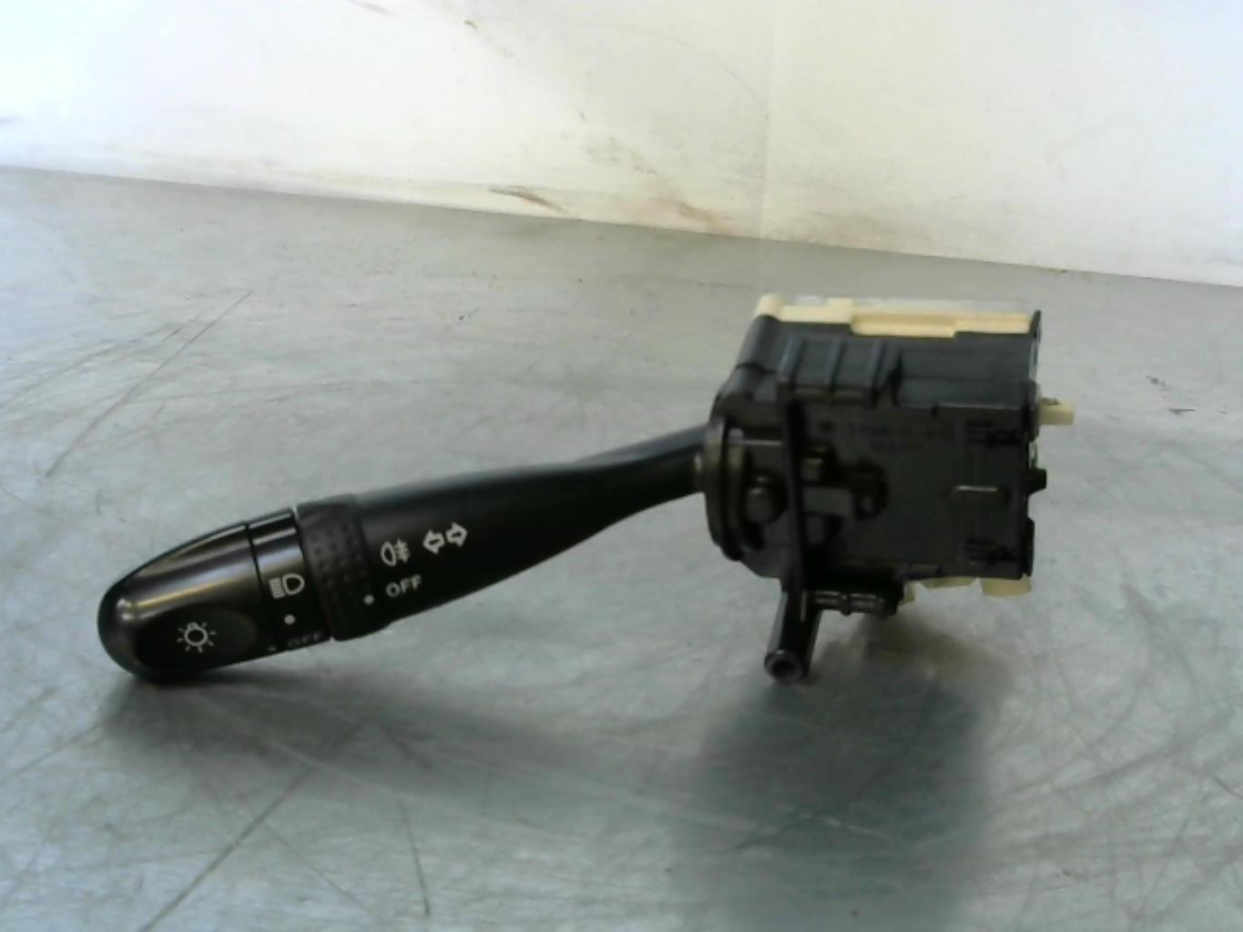 Commodo phare SUZUKI SWIFT 3 Essence - 1
