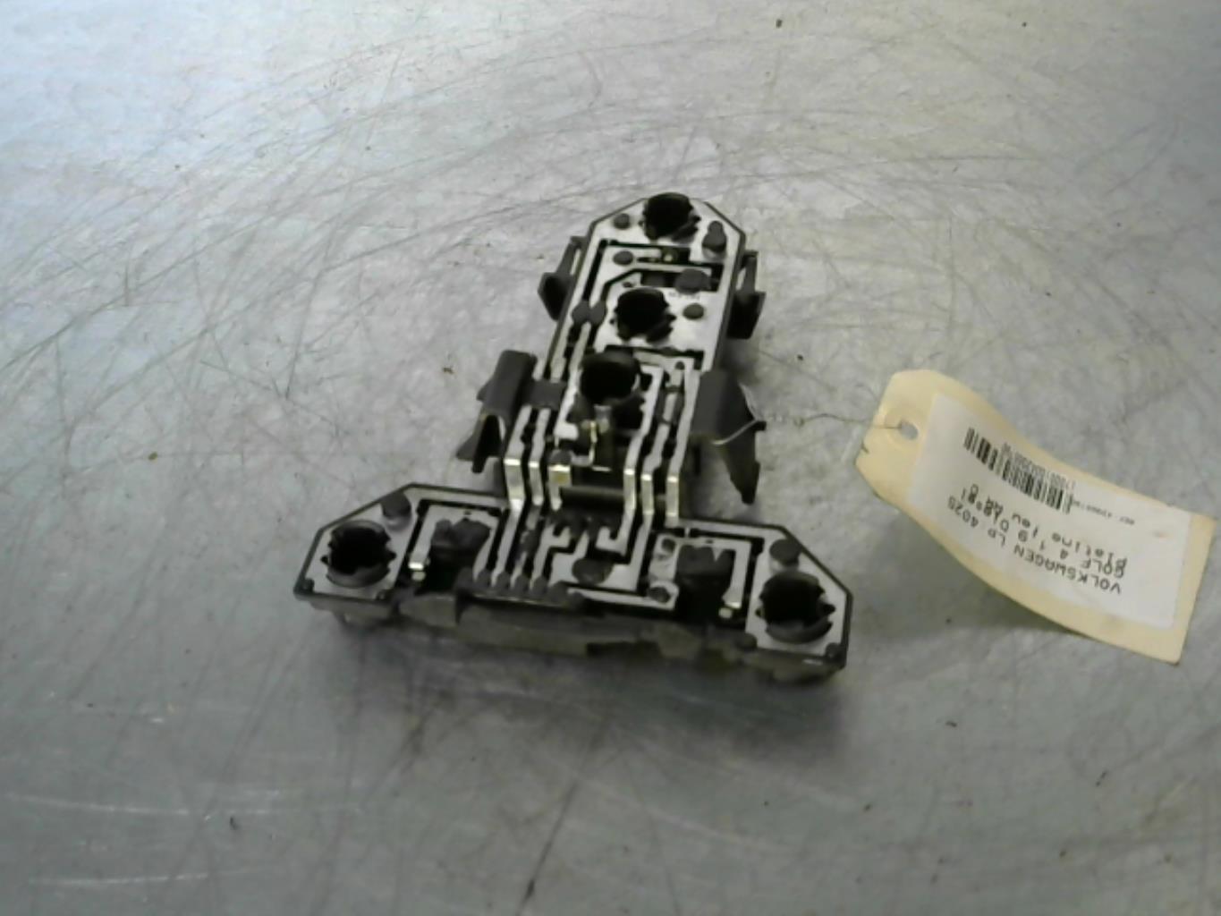 Base portalampade fanale posteriore destro VOLKSWAGEN GOLF 4 Diésel - 1