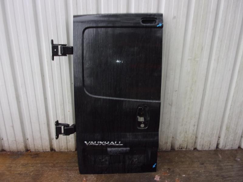 Porte arriere gauche VAUXHALL VIVARO Diesel - 1