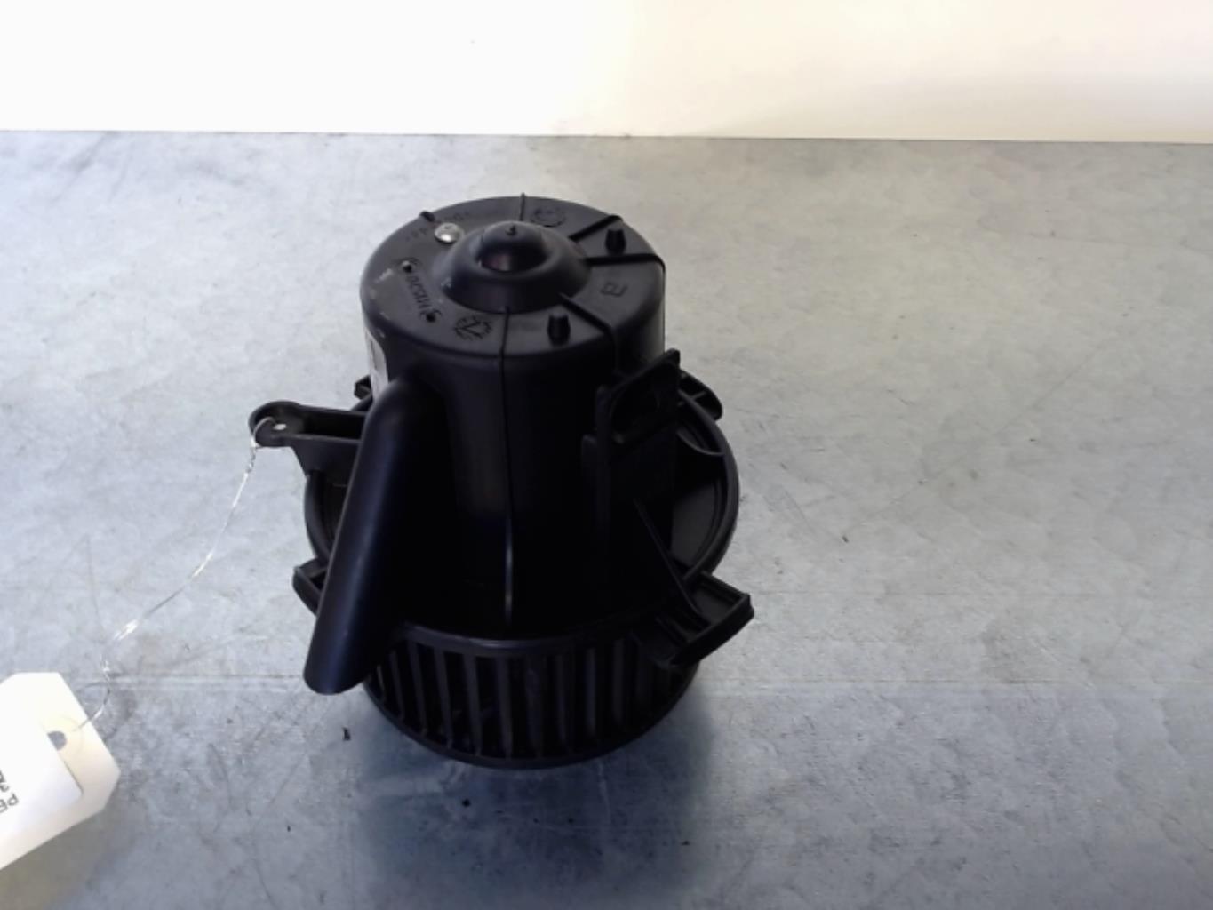 Pulseur d'air PEUGEOT 307 PHASE 2 BREAK Diesel - 1