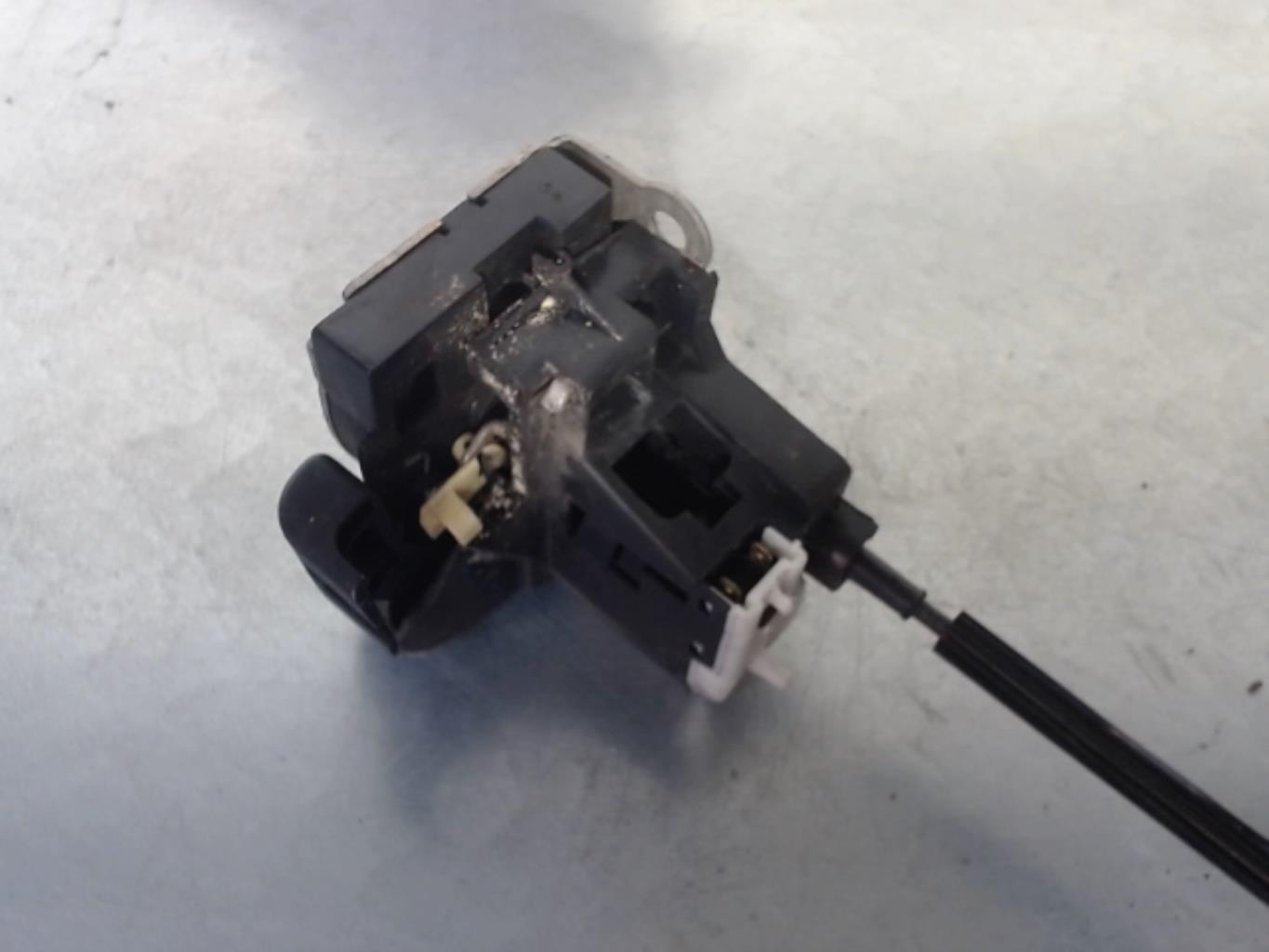 Serrure avant gauche RENAULT CLIO 2 CAMPUS PHASE 1 Diesel - 1