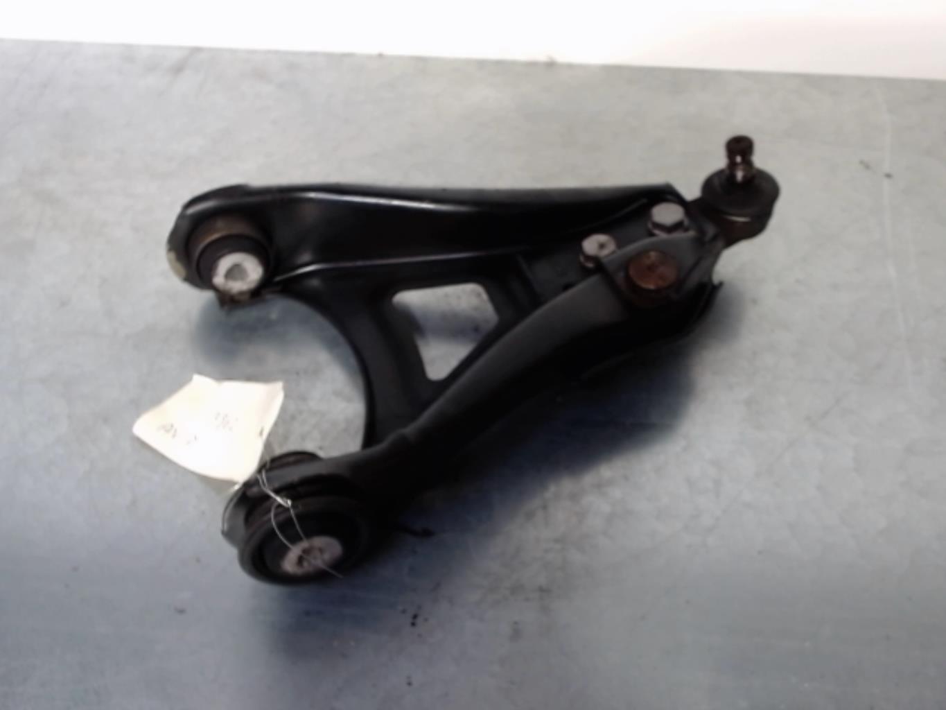 Triangle inferieur avant droit RENAULT CLIO 2 PHASE 2 Diesel - 1